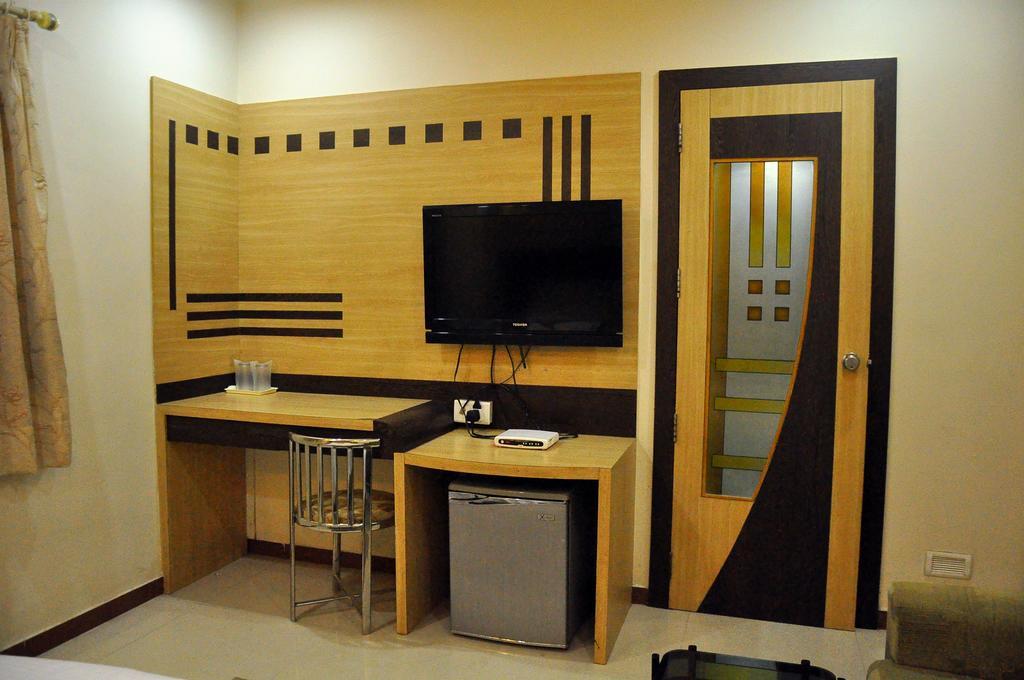 Hotel Evershine Rádžkót Pokoj fotografie